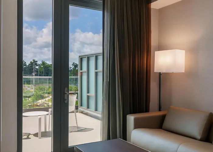 Hotel Ac By Marriott Universities At The Capitol 3*