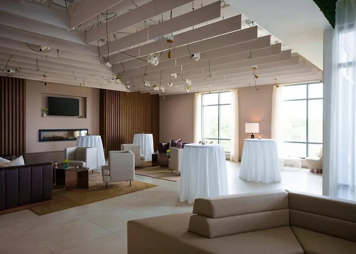 Ac By Marriott Universities At The Capitol Hotel