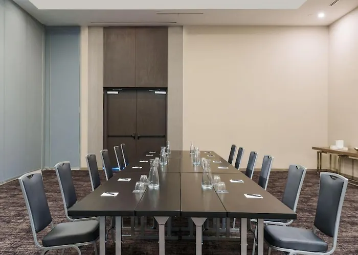 Hotel Ac By Marriott Universities At The Capitol 3*